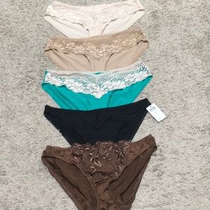 Lot of 5 Soma Bikini Underwear Preowned